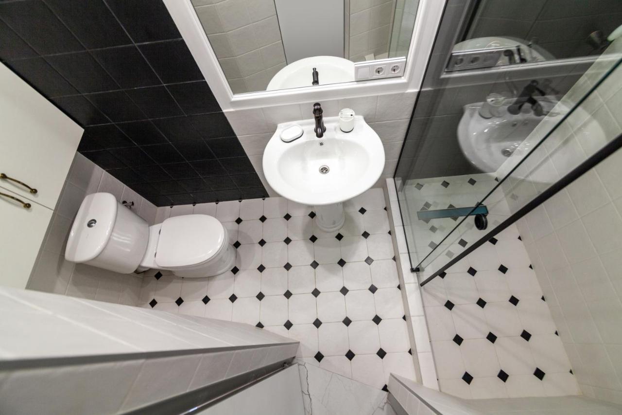 Apartment 39 Svobody Avenue 利沃夫 外观 照片
